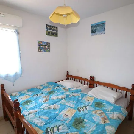 3 Pieces Avec Terrasse, Parking Prive Et Clim Au Grau-du-roi - Fr-1-307-67 *