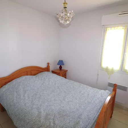 3 Pieces Avec Terrasse, Parking Prive Et Clim Au Grau-du-roi - Fr-1-307-67