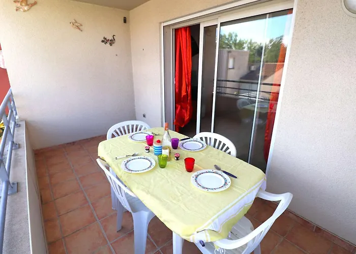 3 Pieces Avec Terrasse, Parking Prive Et Clim Au Grau-du-roi - Fr-1-307-67 Le Grau-du-Roi